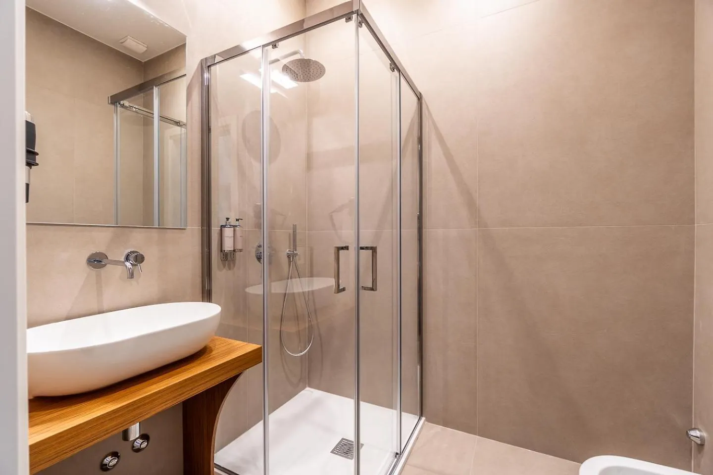 Guest house Palazzo Italia Suites Bari Italy