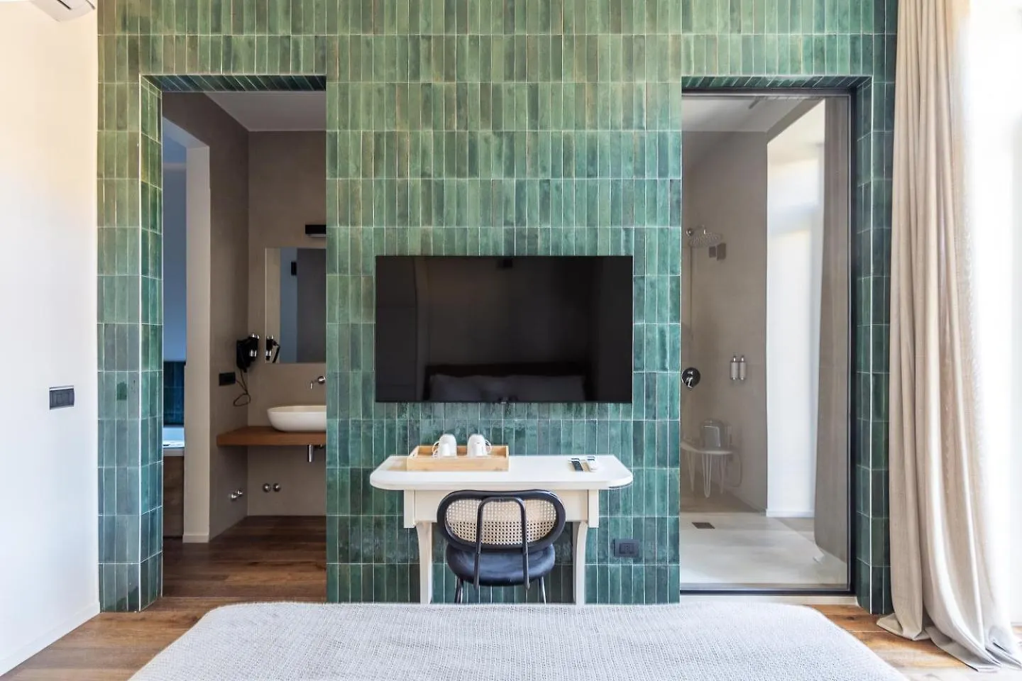 Palazzo Italia Suites Bari Italy